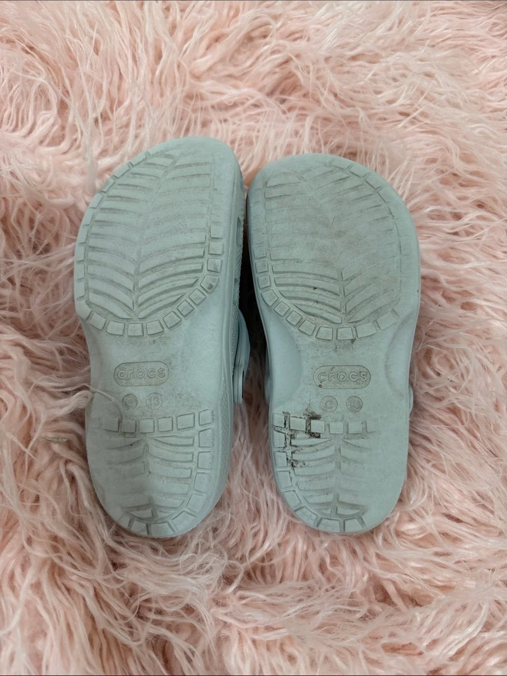 CROCS Kids Classic Clog in Light Gray